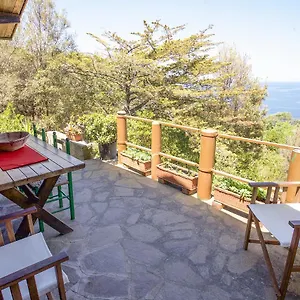 https://casetta-nel-parco.it-tuscanyhotel.com